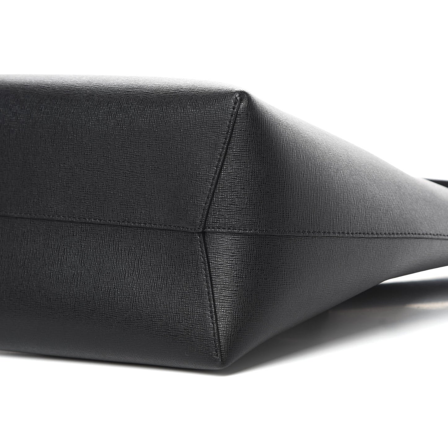 Saffiano Bucket Bag Black Flamma
