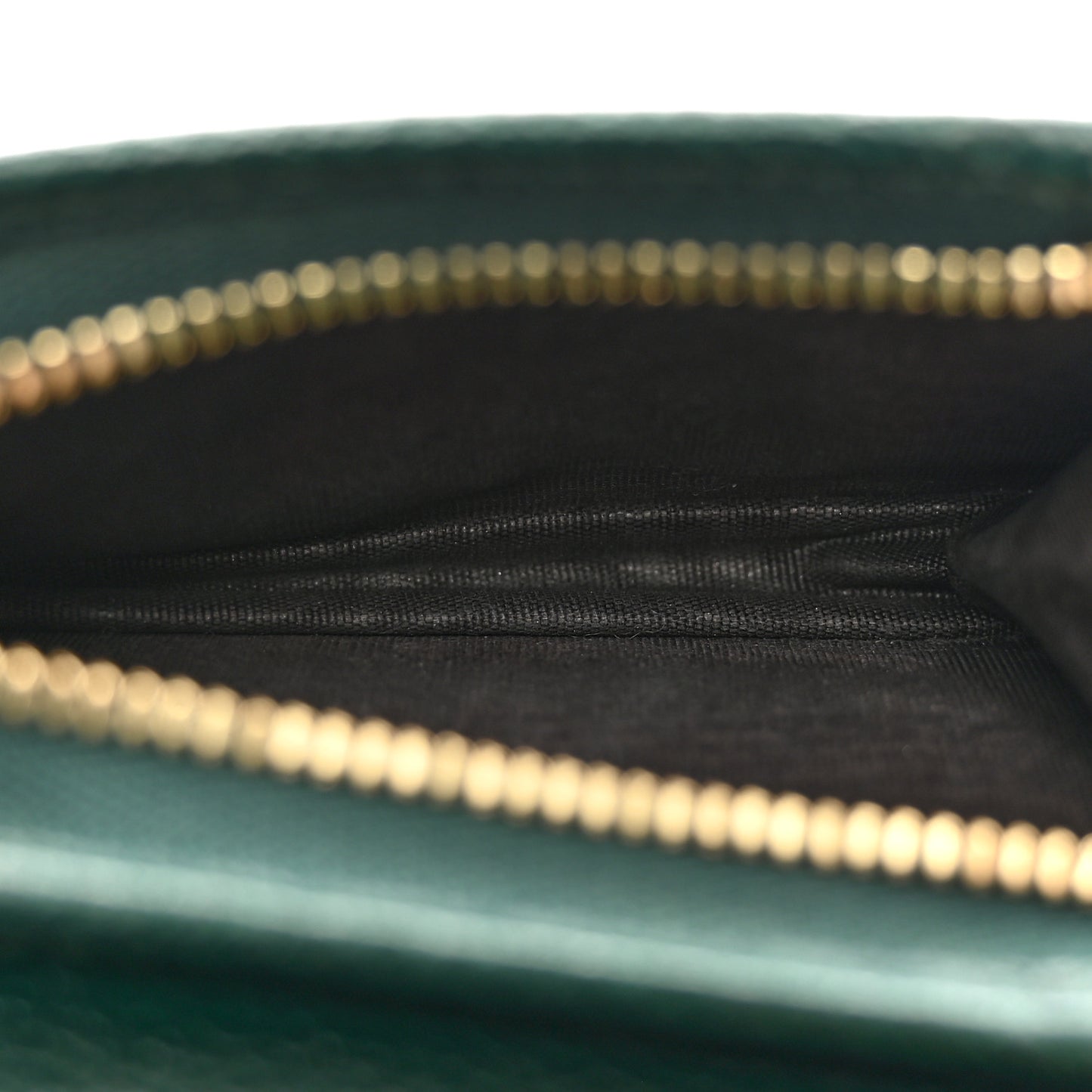 Grainy Calfskin Zumi Chain Card Case Wallet Vintage Green