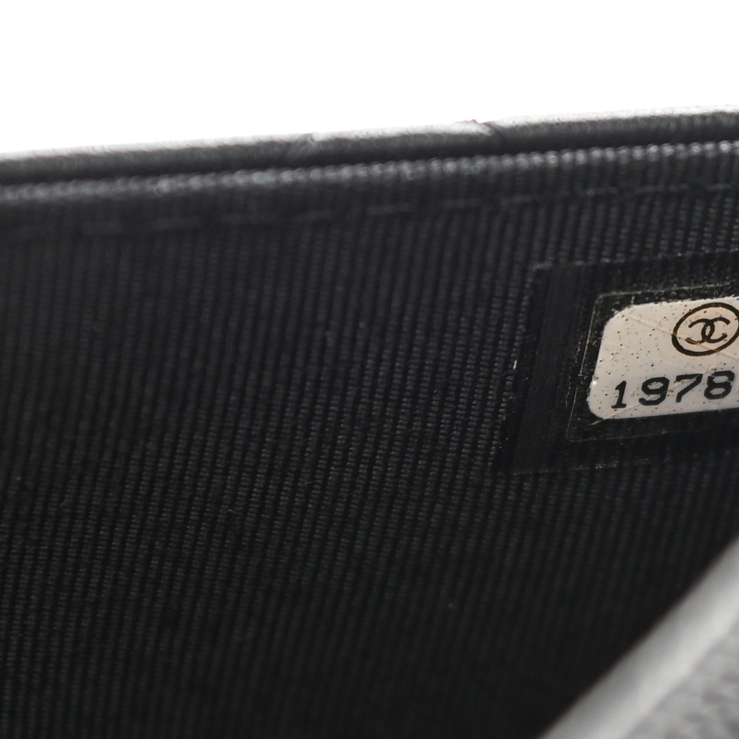 Lambskin Quilted Wallet On Chain WOC Black