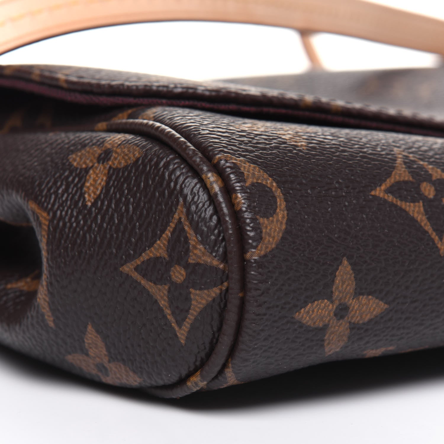 Louis Vuitton Monogram Favorite MM 9 of 11