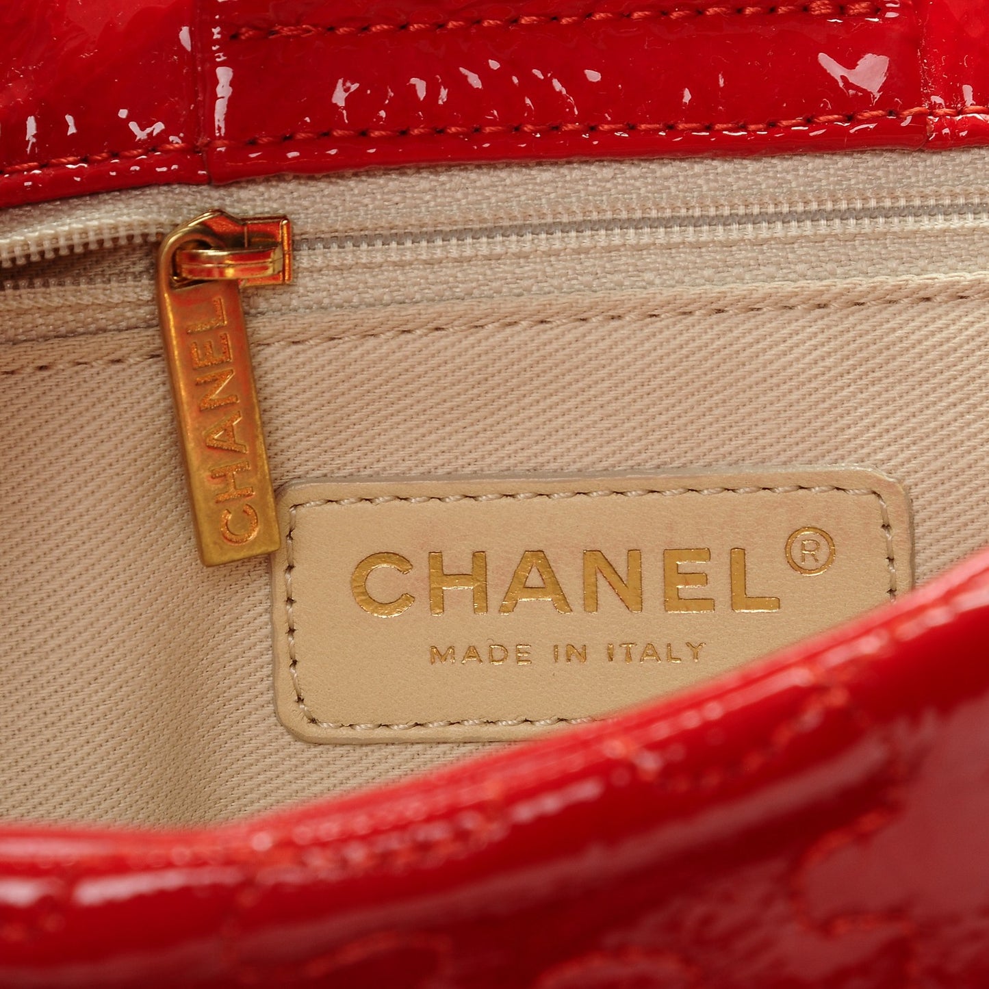 Crackled Patent Puzzle Accordion Flap Bag Red