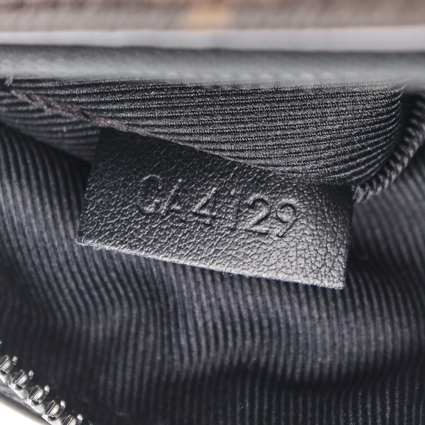 Monogram Tuffetage Triangle Messenger Black