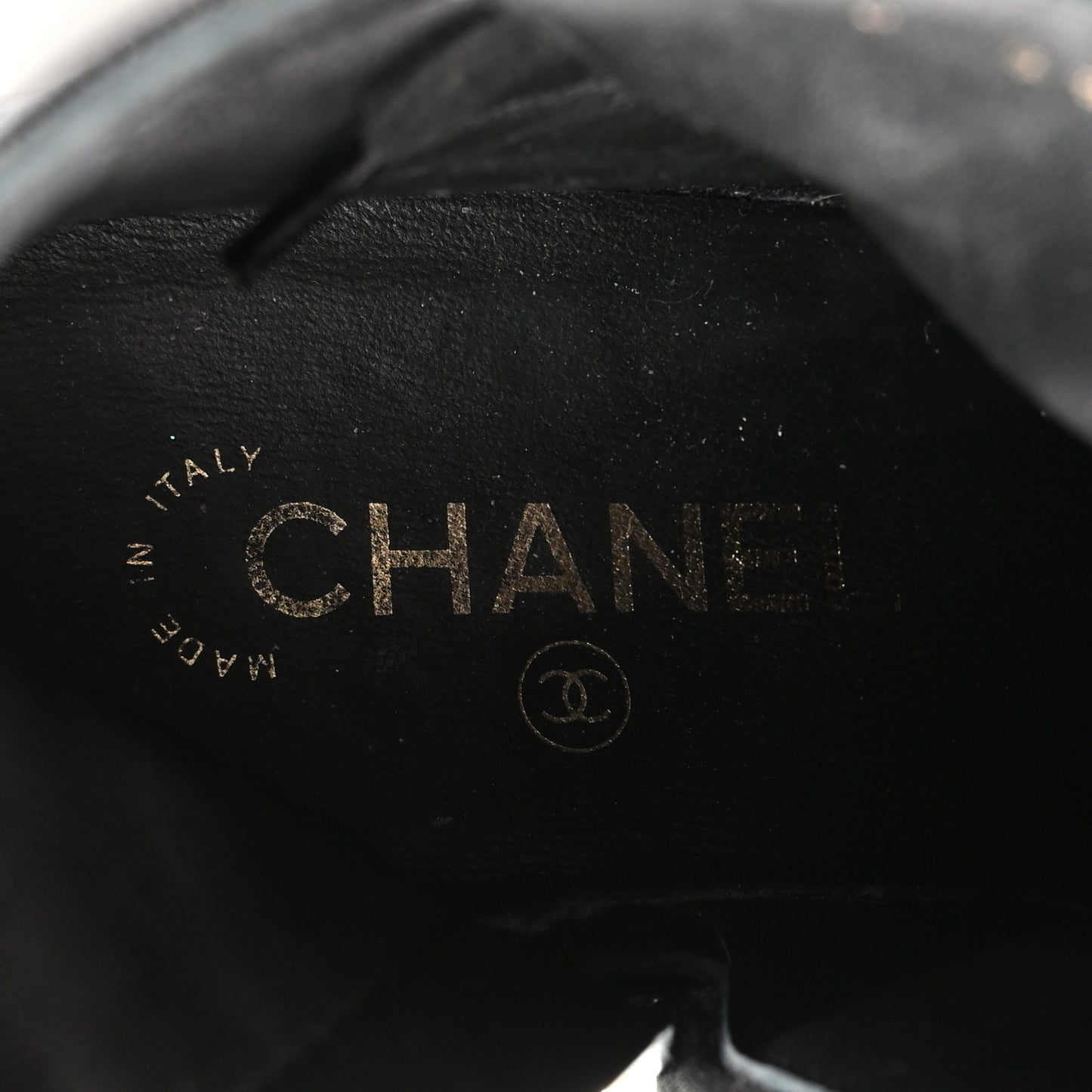Shiny Crumpled Lambskin Lace Up Combat Boots 40 Black