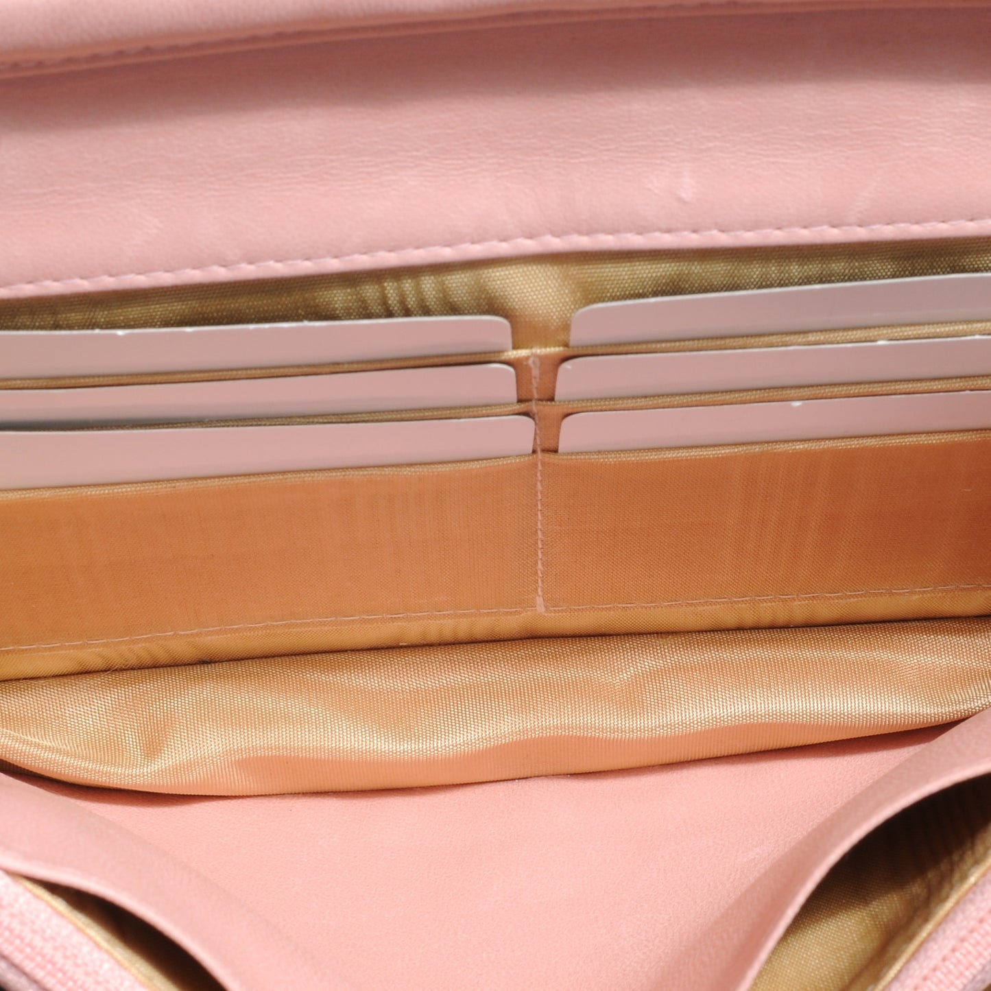 Caviar Wallet on Chain WOC Pink