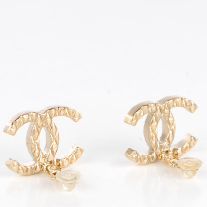 Chanel Textured CC Clip On Earrings Light Gold 3 of 4