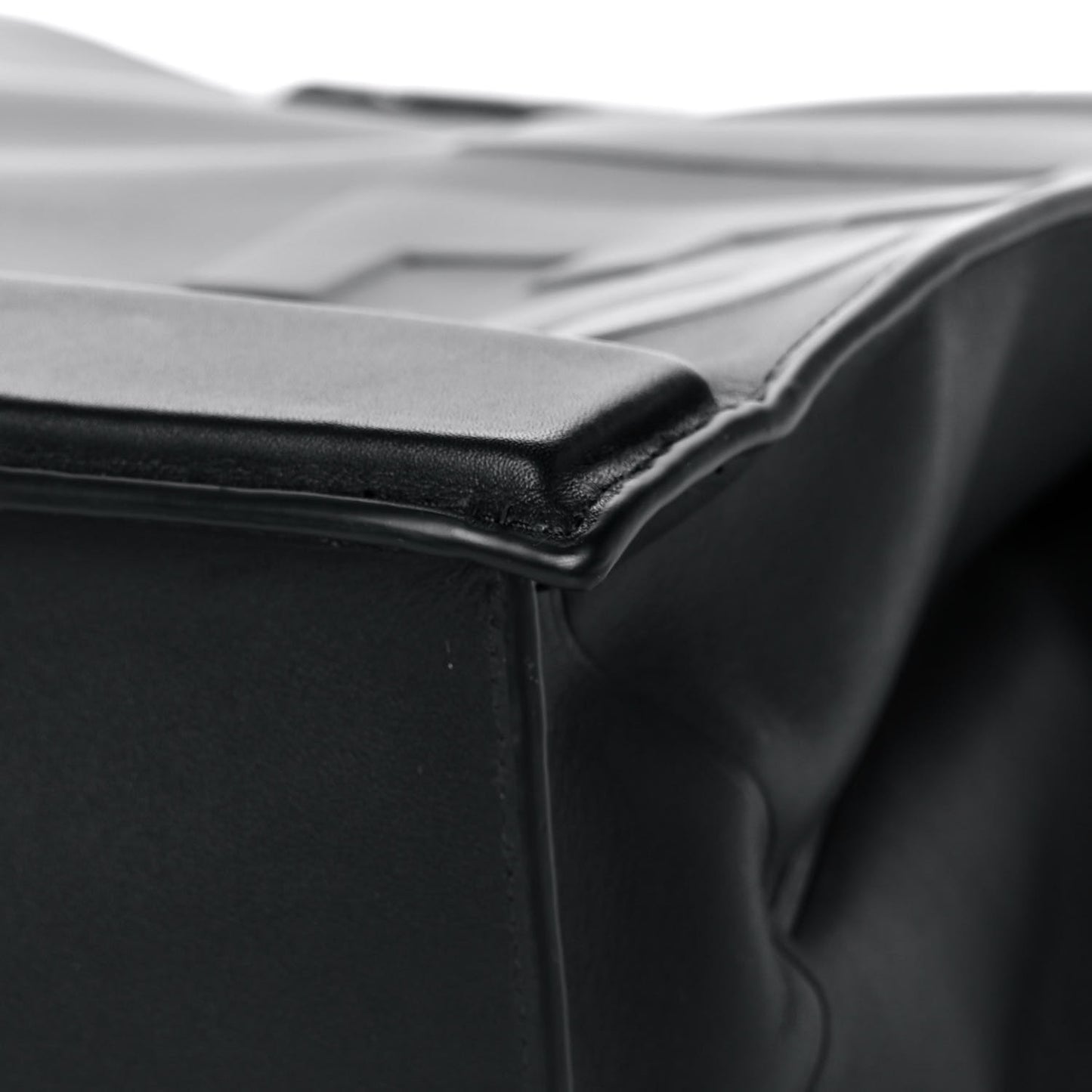 Calfskin Totes Amaze Tote Black