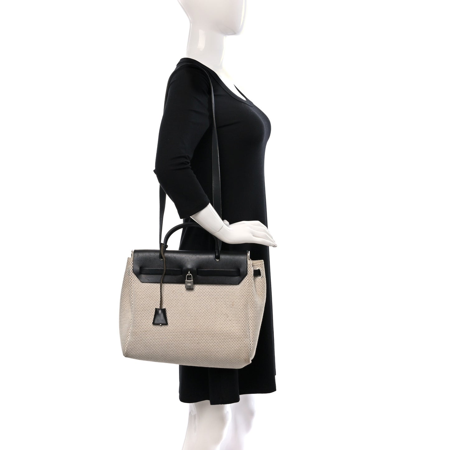 Toile Vache Calfskin Herbag 30 PM Ficelle Black