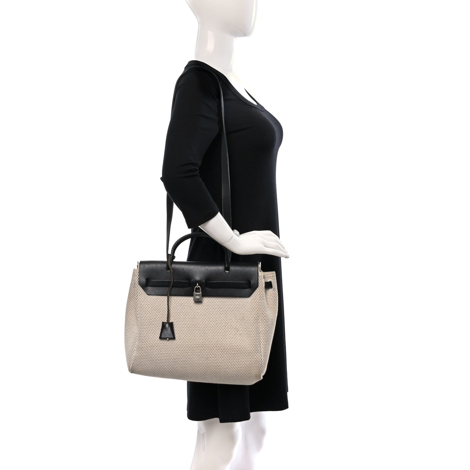 Hermes Toile Vache Calfskin Herbag 30 PM Ficelle Black 3 of 27