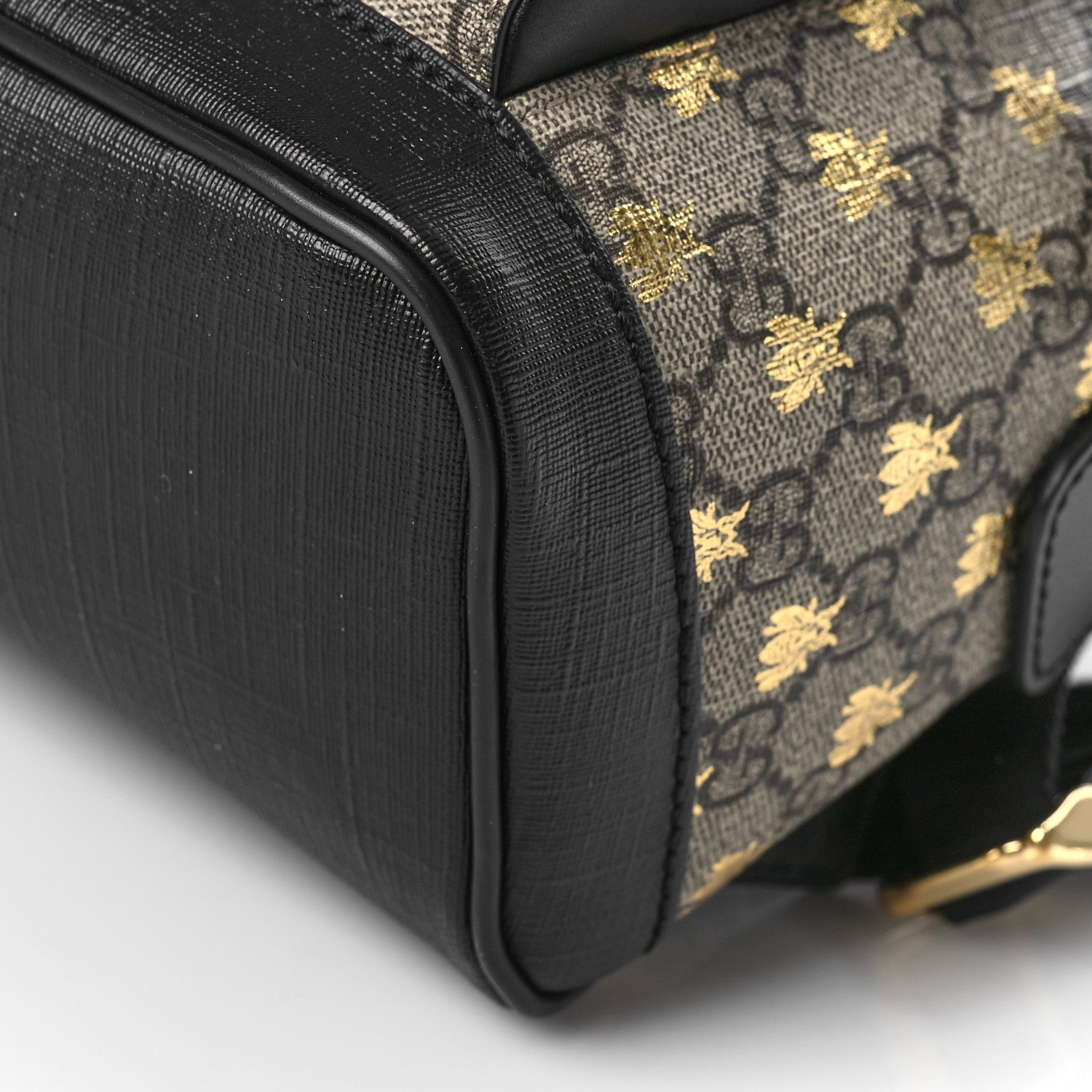 Gucci GG Supreme Monogram Bees Print Small Day Backpack Beige Oro Black 9 of 9