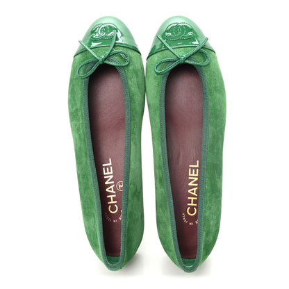 Chanel Suede Patent Cap Toe CC Ballerina Flats 38 Green 2 of 10