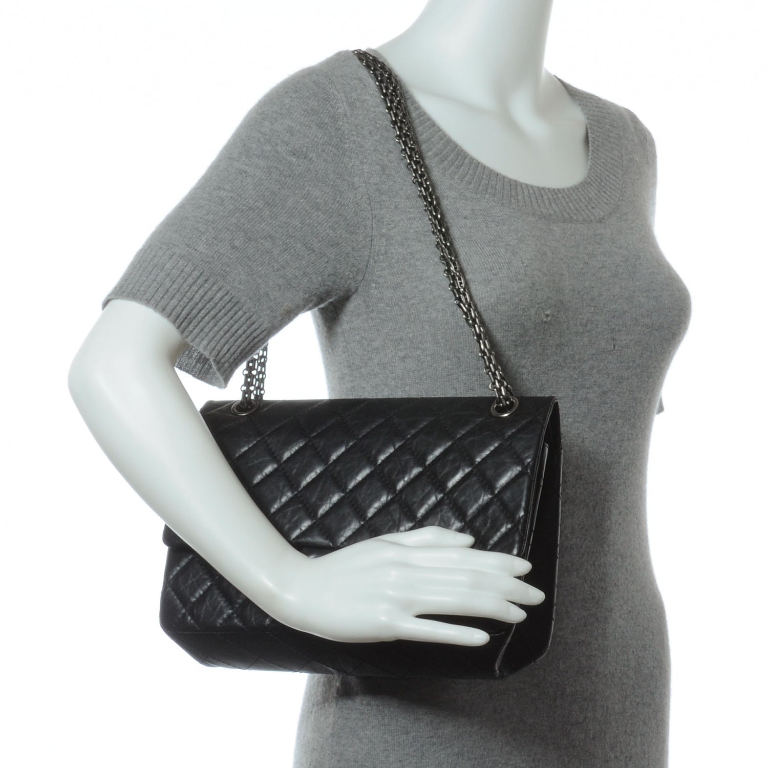 Chanel Aged Calfskin Quilted 2.55 Reissue 226 Flap Black 2 of 9