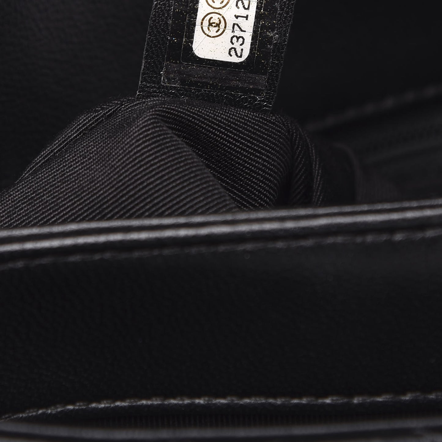 Lambskin Quilted Large CC Unchained Crossbody Black