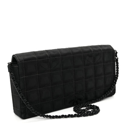 Chanel Nylon Travel East West Flap Black 4 of 21