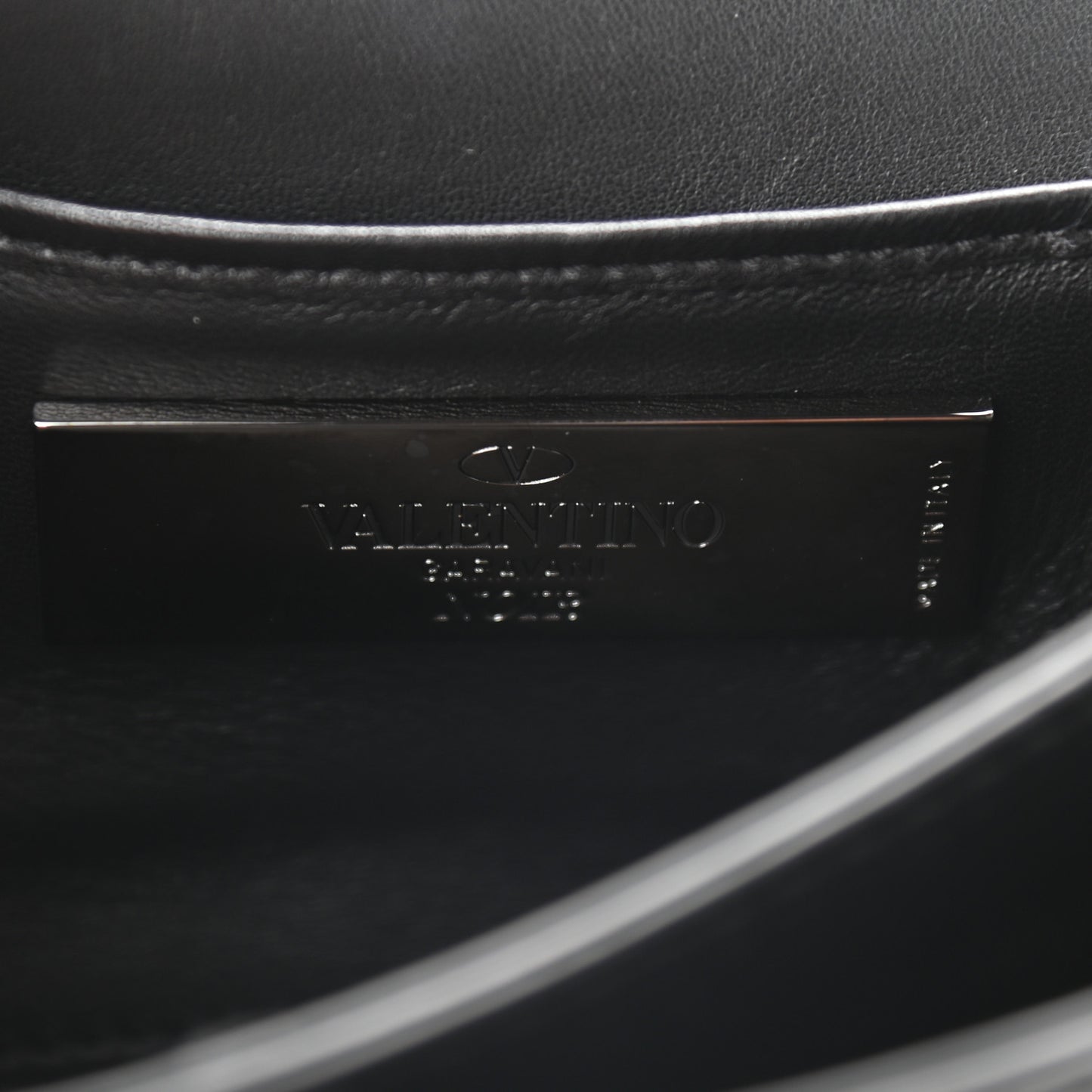 Vitello Rockstud All Over Va Va Voom Flap Bag Black