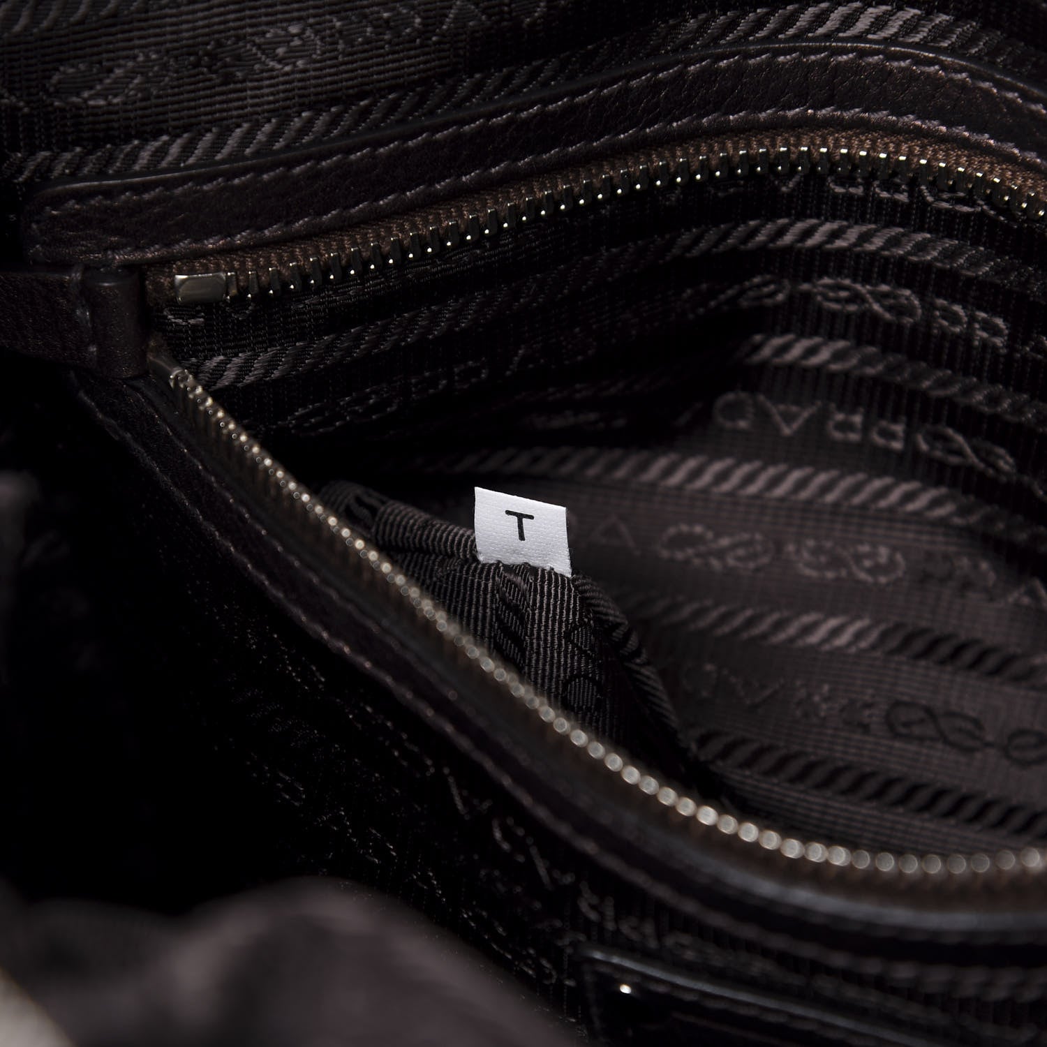 Prada Vitellino Mordo Bauletto Tote Antico Mordore 9 of 11