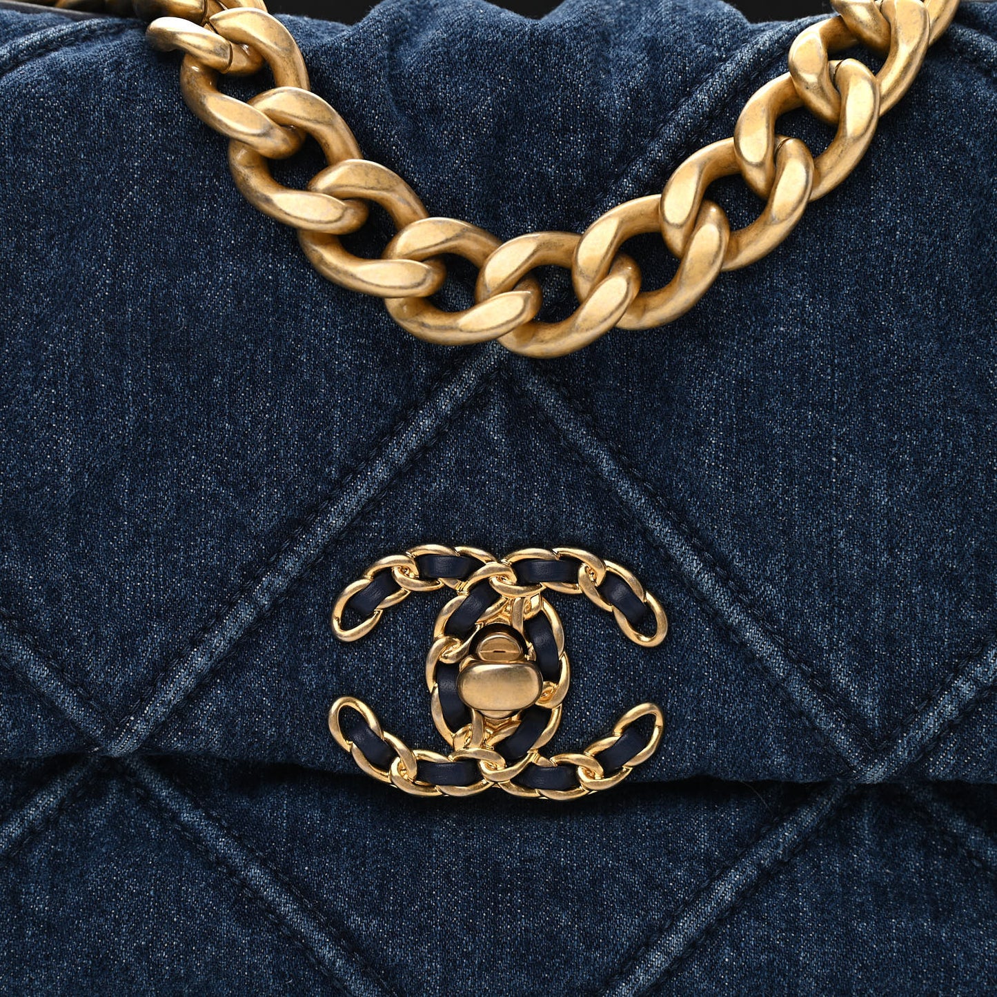 Denim Quilted Medium Chanel 19 Flap Blue