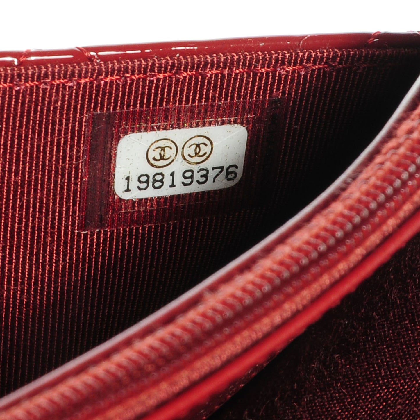 Patent Quilted Wallet On Chain WOC Red