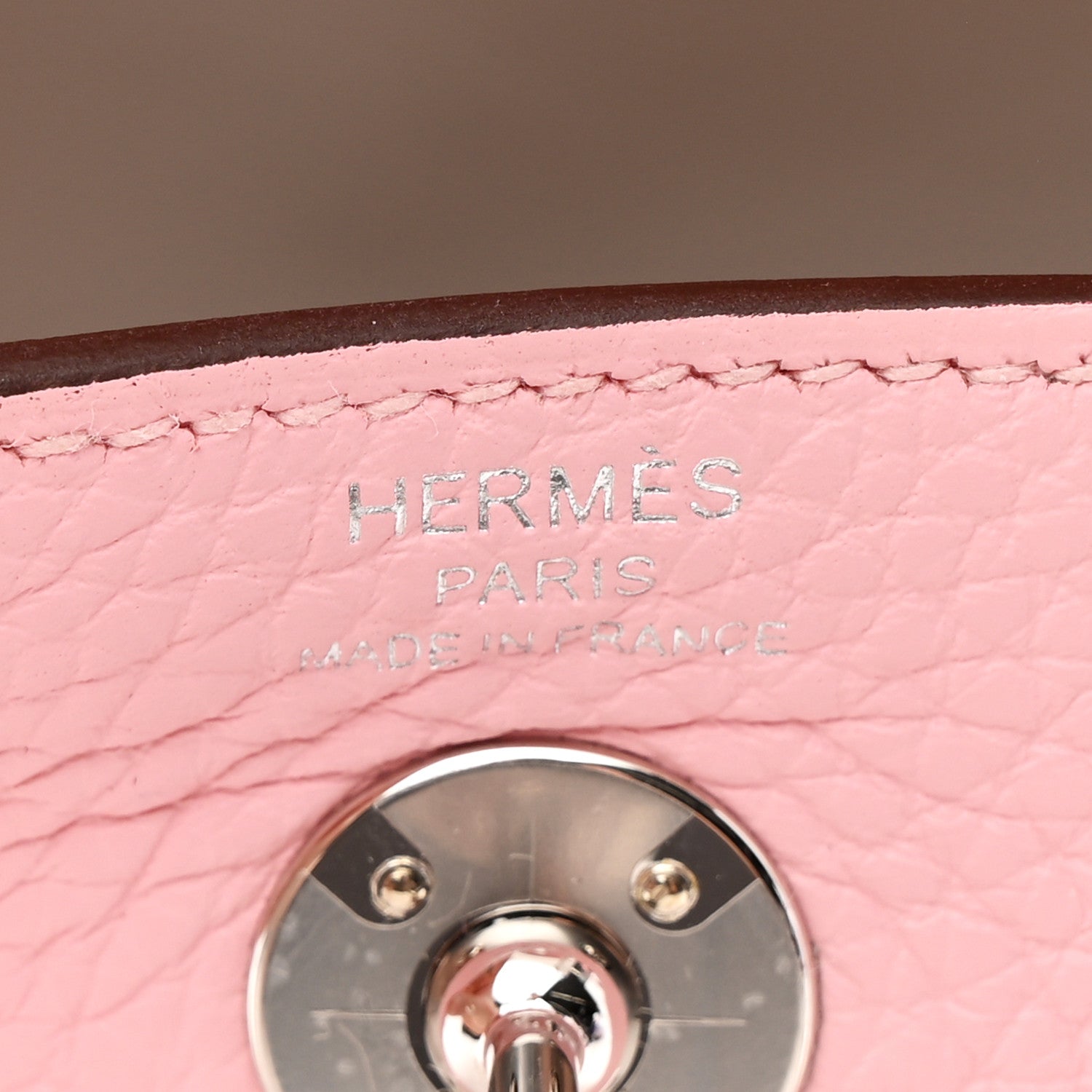 Hermes Taurillon Clemence Verso Mini Lindy 20 Rose Sakura Gris Perle 6 of 11