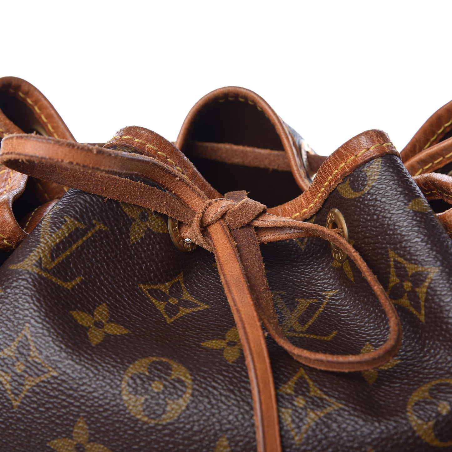 Monogram Noe