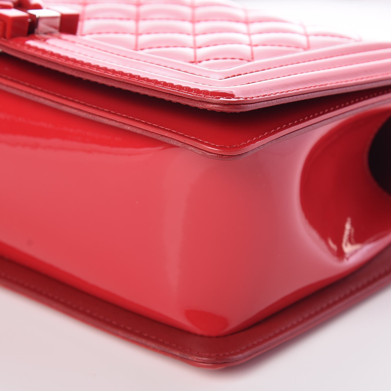 Chanel Patent Calfskin Quilted Medium Plexiglass Boy Flap Red 9 of 10