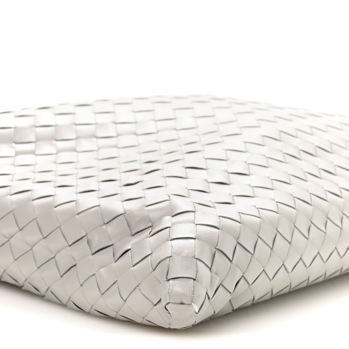Calfskin Intrecciato Large Hop Sterling