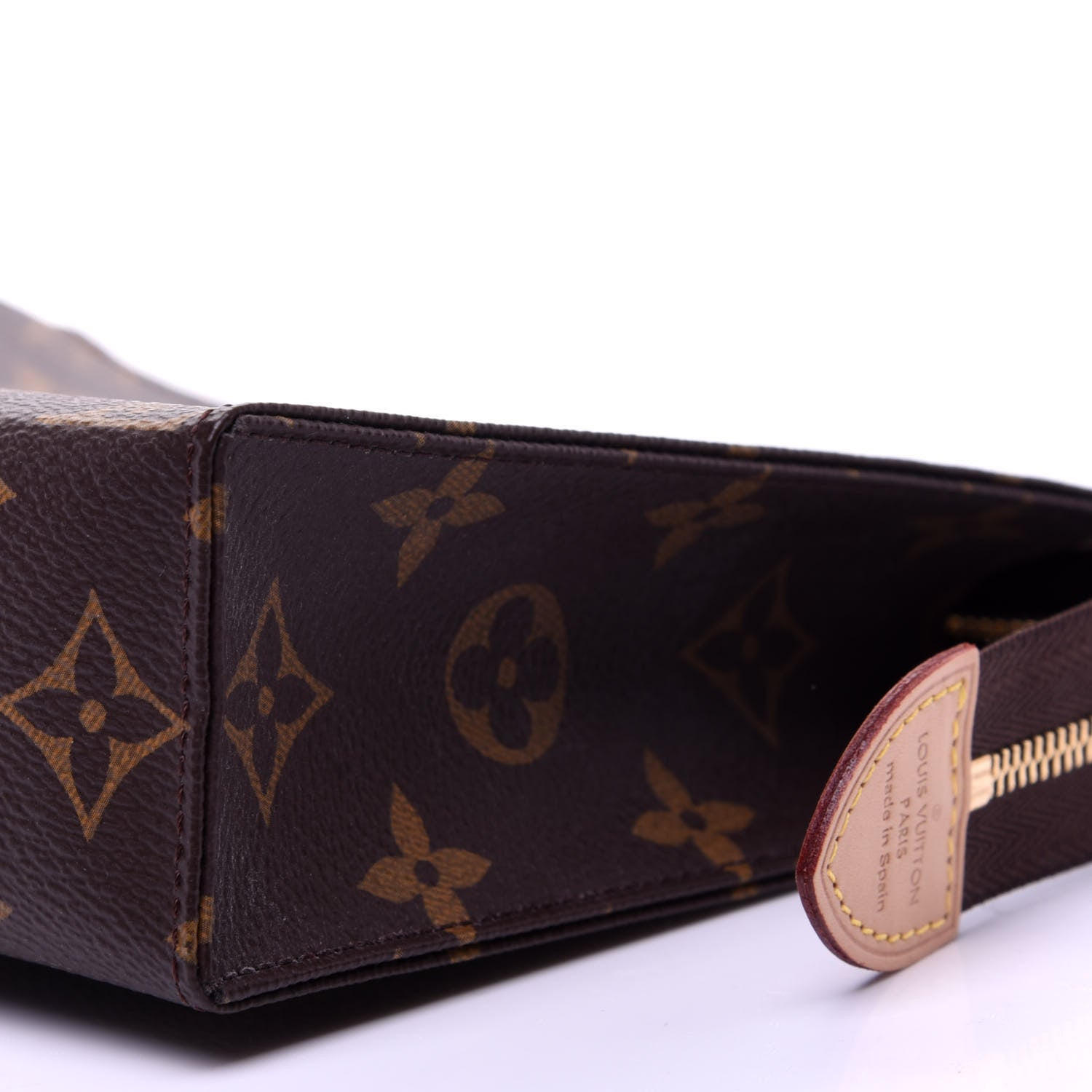 Louis Vuitton Monogram Toiletry Pouch 26 20 of 24
