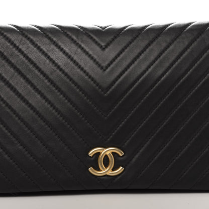 Chanel Lambskin Chevron CC Clutch Black 11 of 11