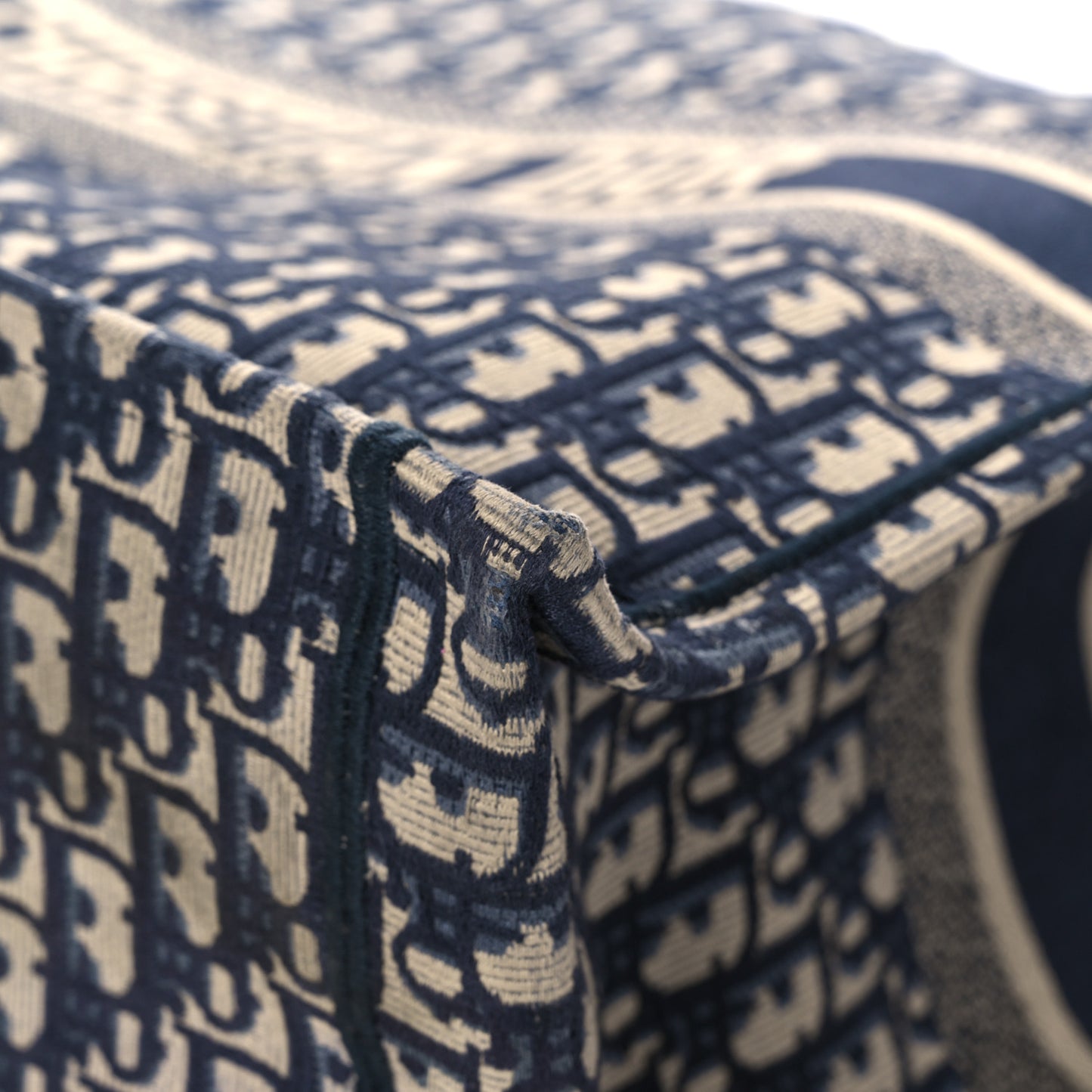 Oblique Large Book Tote Blue Multicolor