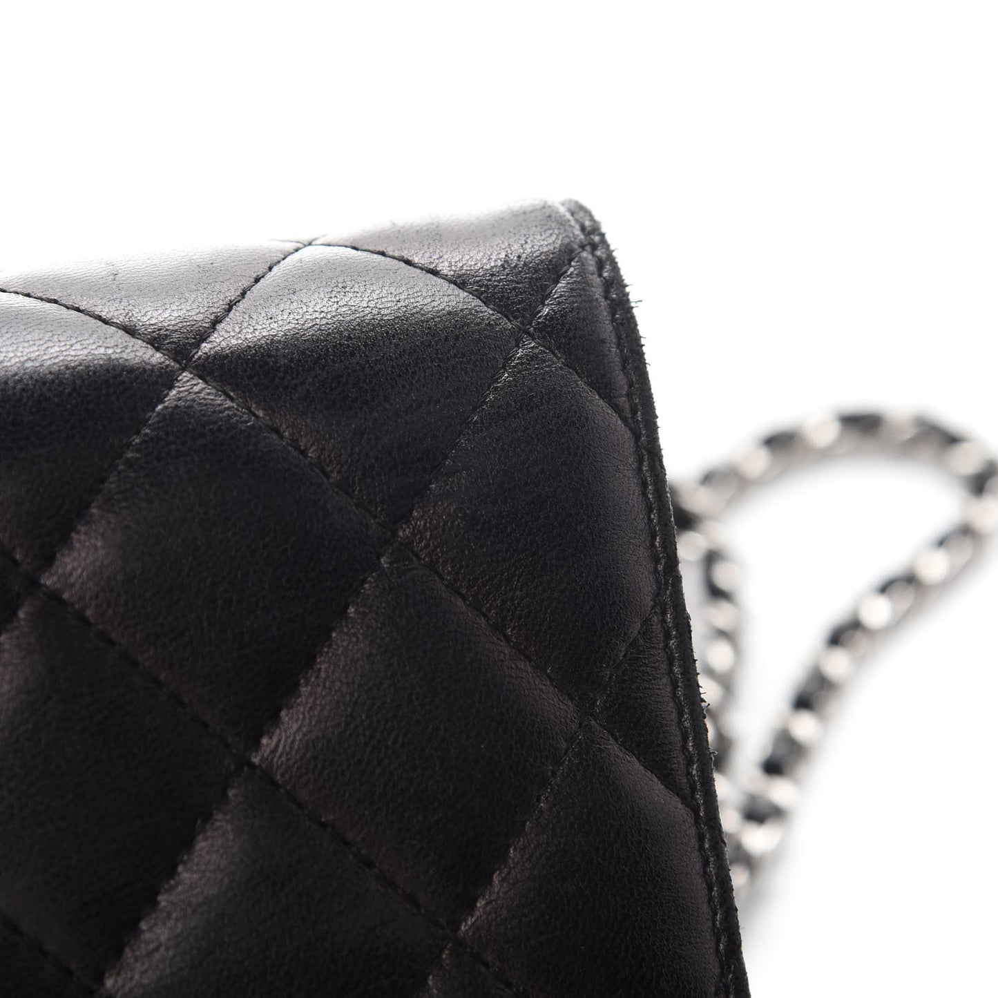 Lambskin Quilted Wallet On Chain WOC Black