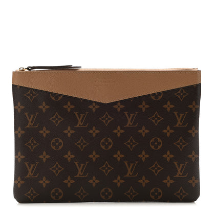 Louis Vuitton Monogram Daily Pouch Sesame 1 of 8