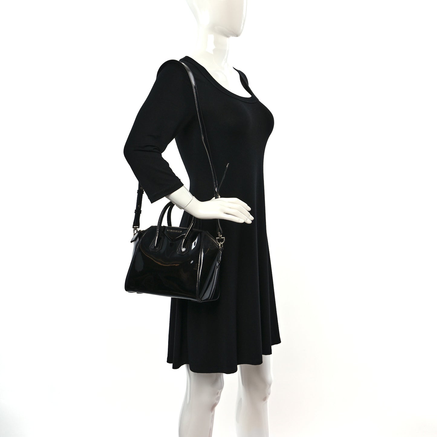 Patent Calfskin Mini Antigona Black