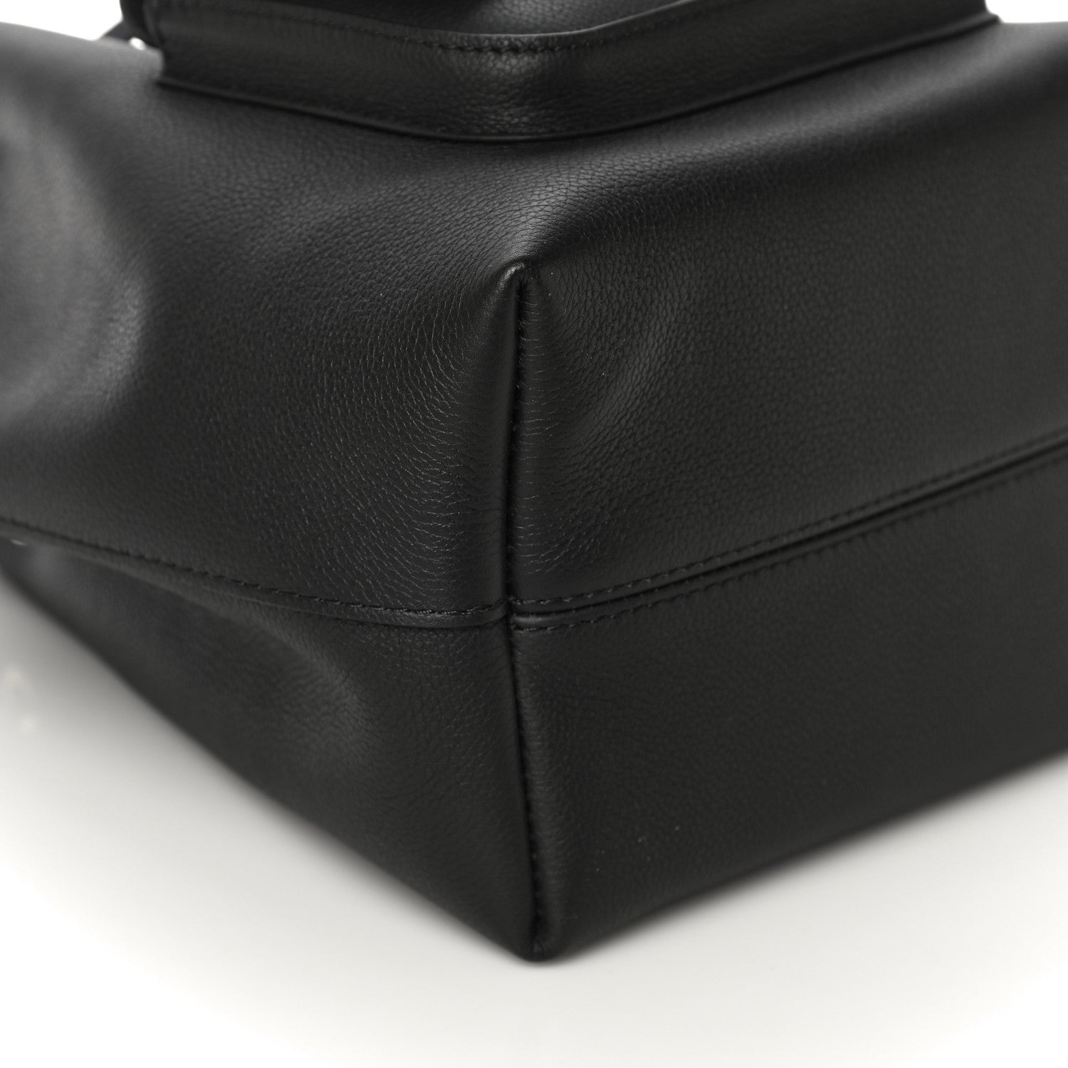 Louis Vuitton Calfskin Lockme Bucket MM Black 7 of 8