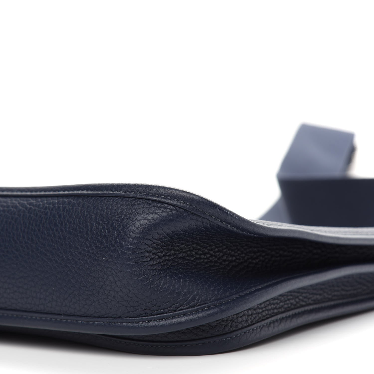 Hermes Taurillon Clemence Evelyne III PM Bleu Nuit 9 of 13