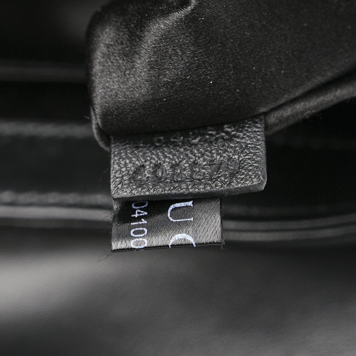 Gucci Nappa Vertical Matelasse Medium Maxi Horsebit Chain Shoulder Bag Black 7 of 10