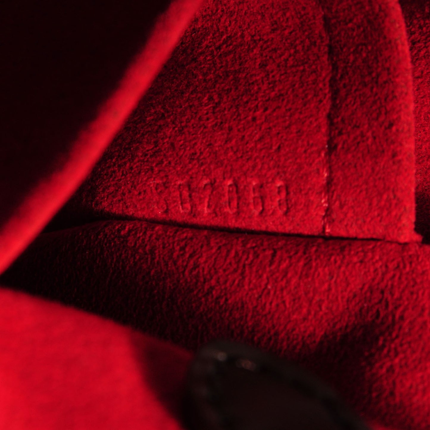 Damier Ebene Hampstead PM