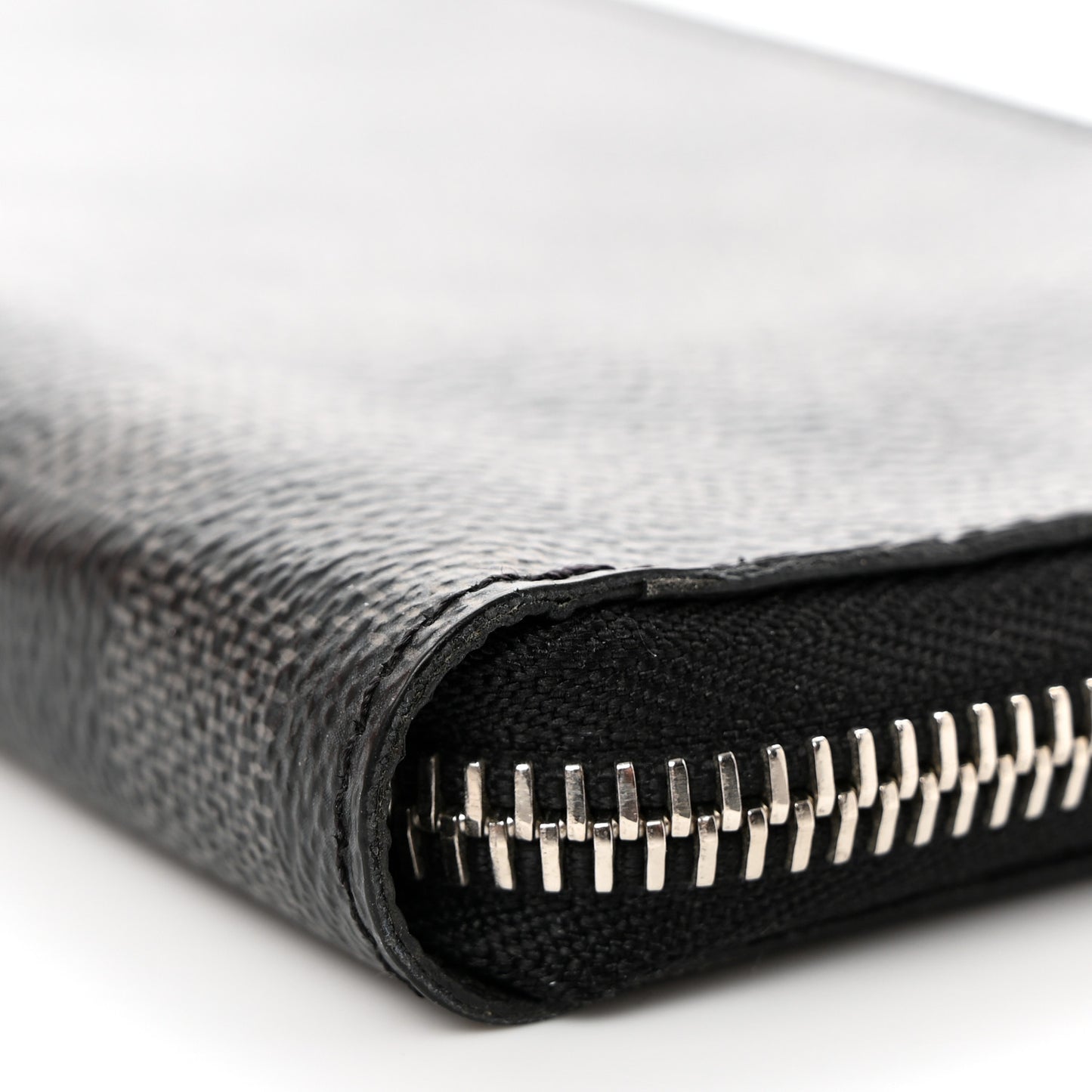 Damier Graphite Zippy Wallet Vertical