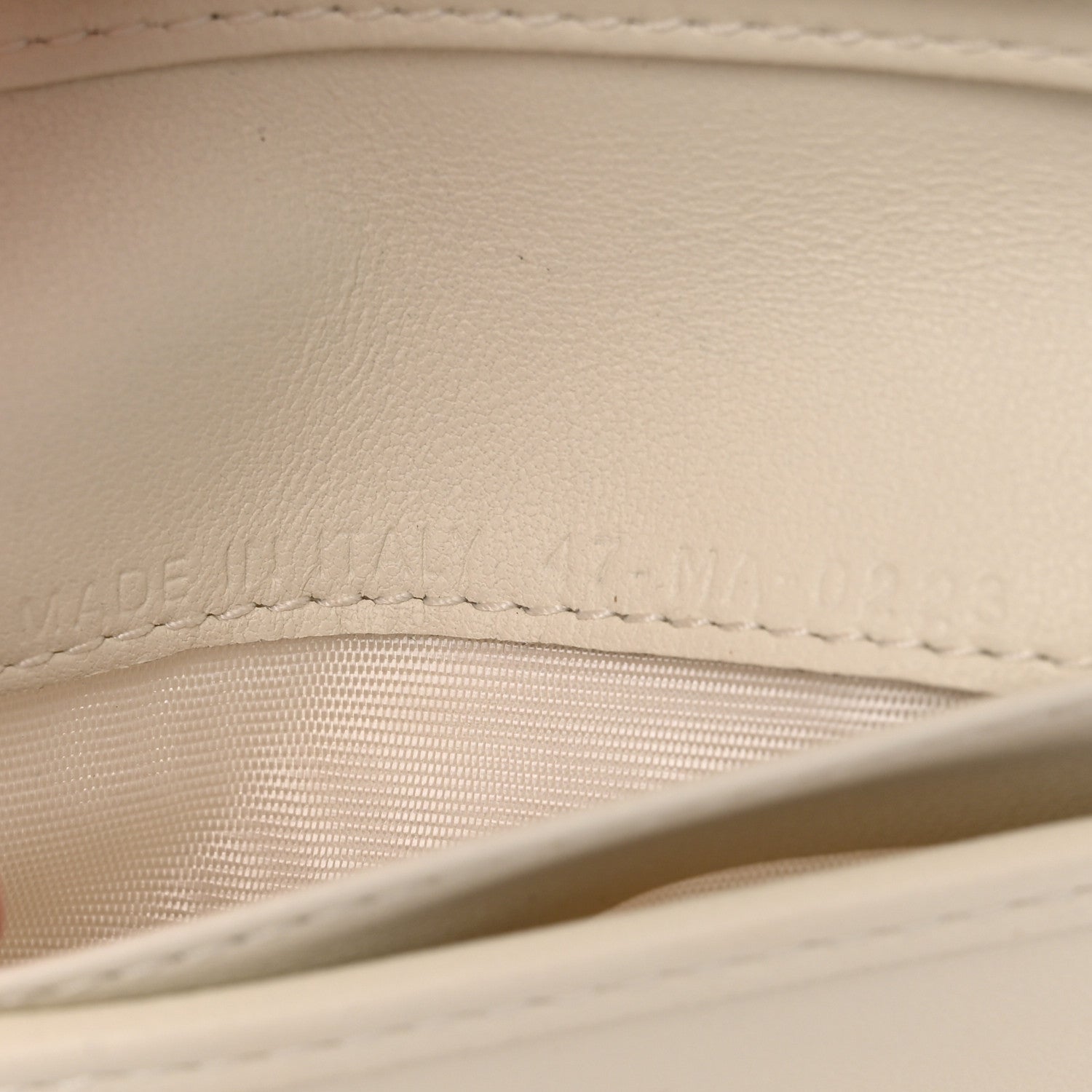Christian Dior Grained Calfskin Supple Cannage Caro Compact Zip Card Wallet White 7 of 9