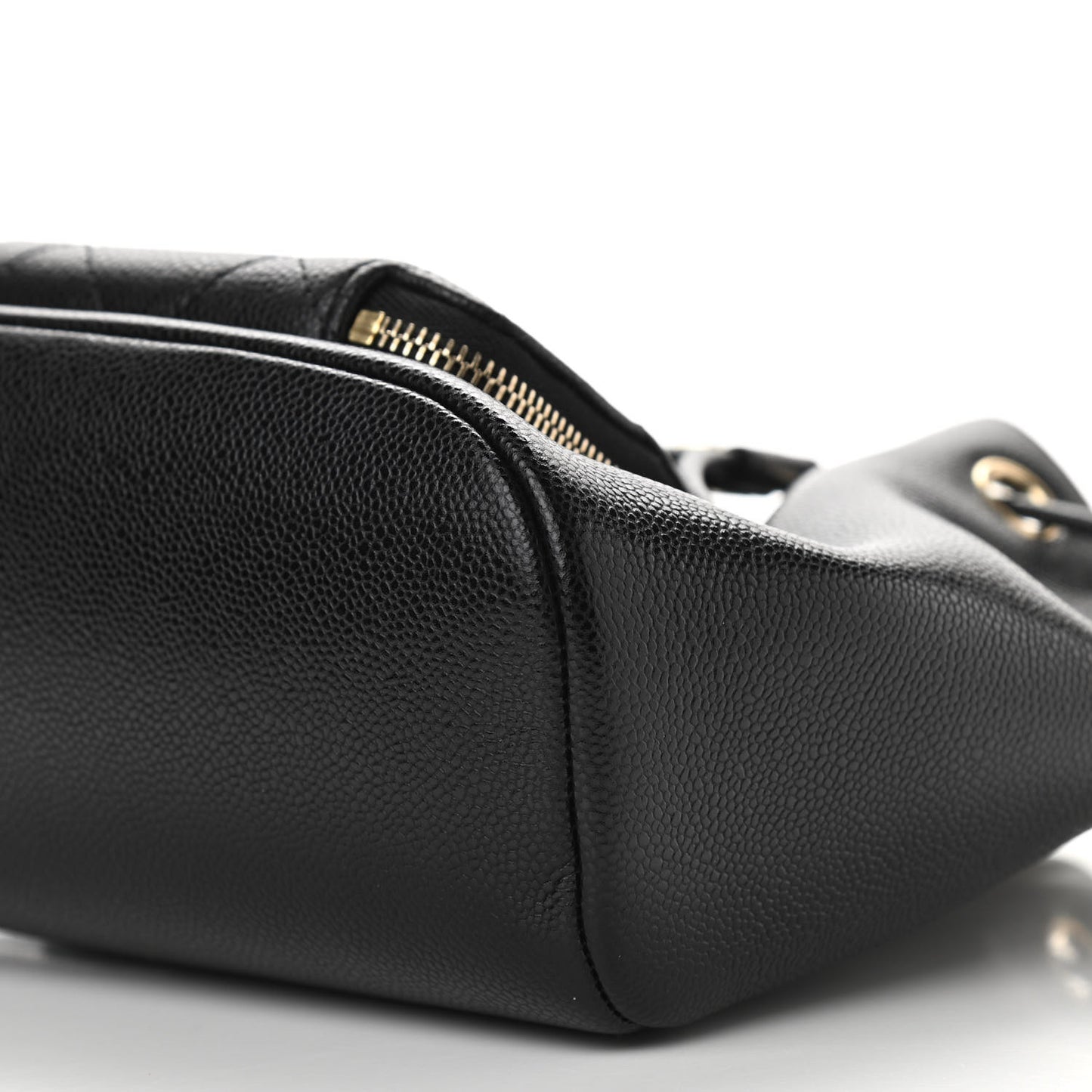 Caviar Quilted CC Pocket Bucket Bag Black