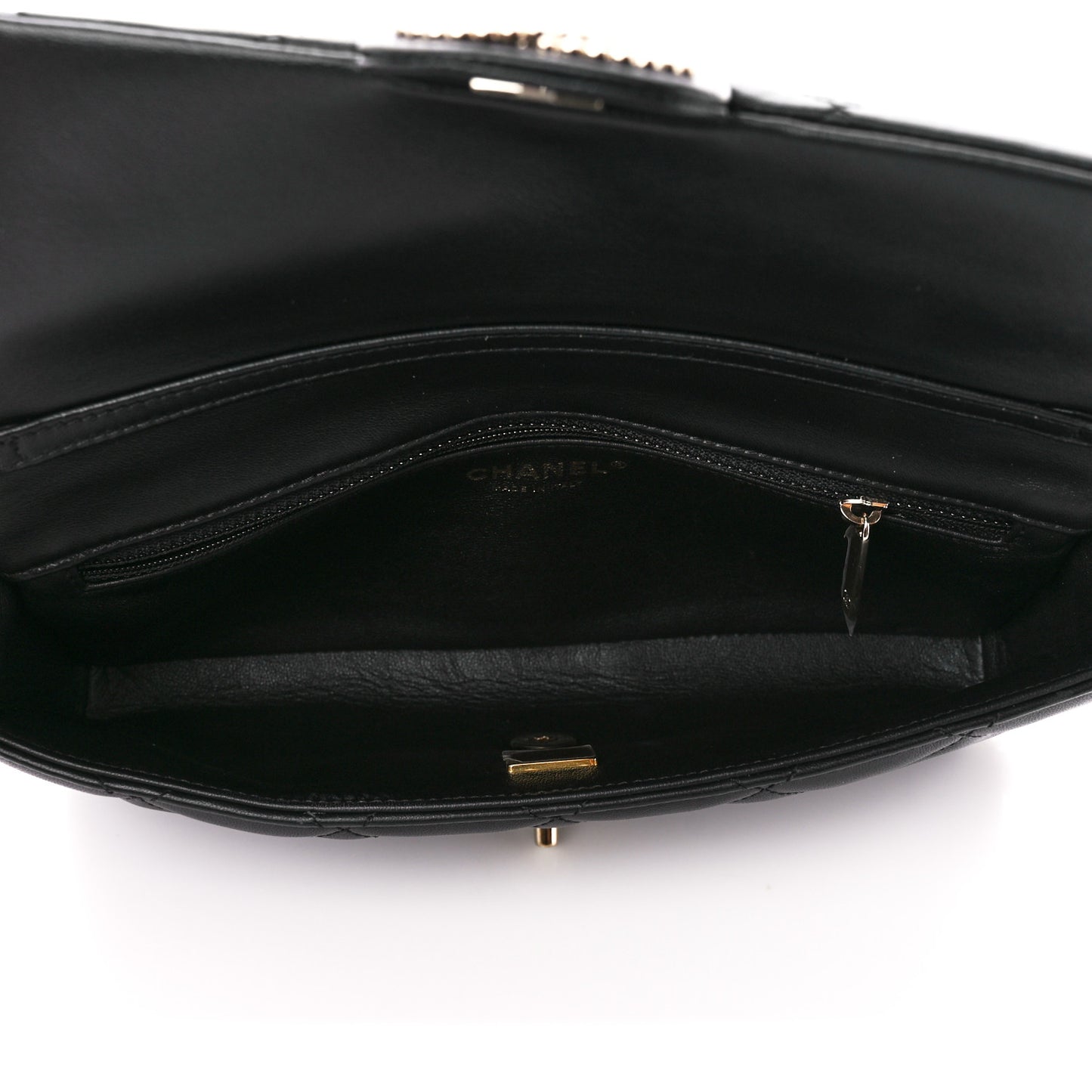 Lambskin Quilted Pearl CC Flap Clutch Black