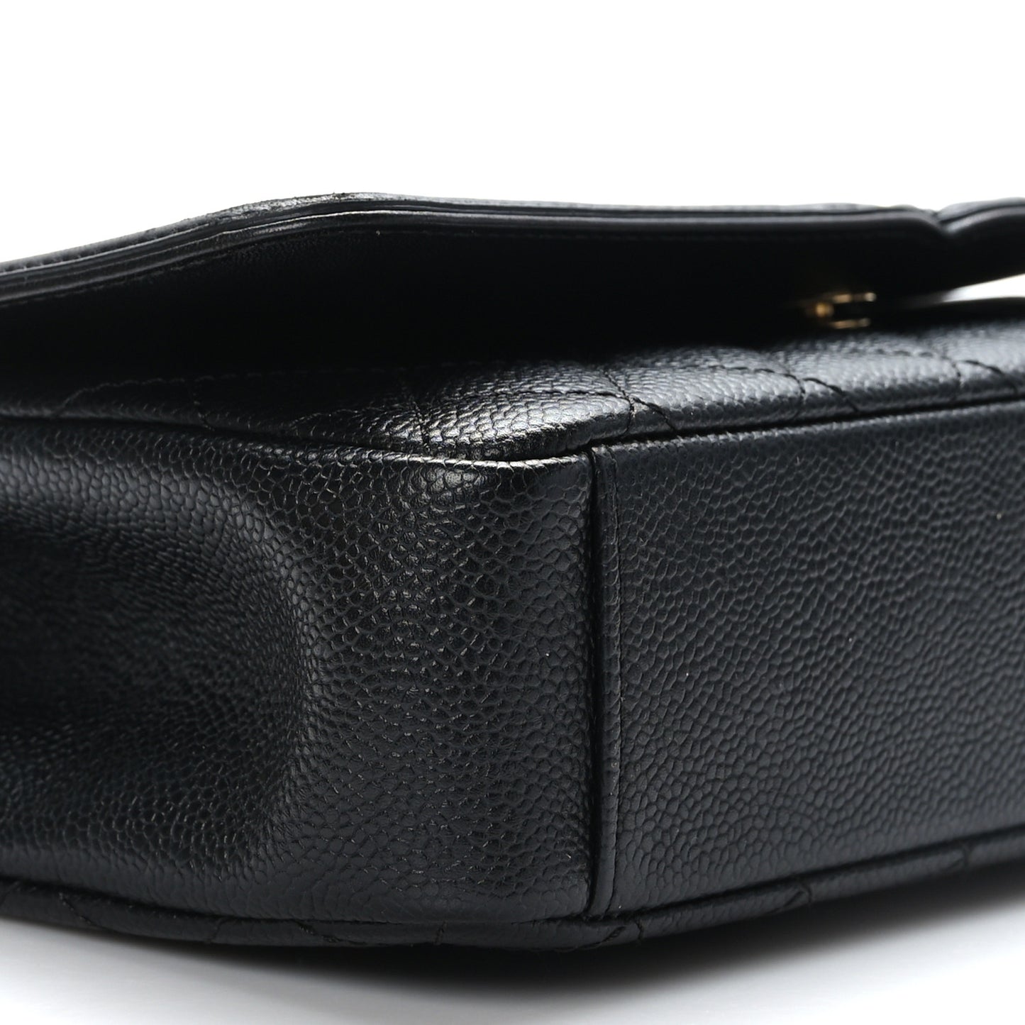Caviar Quilted Medium CC Filigree Flap Black