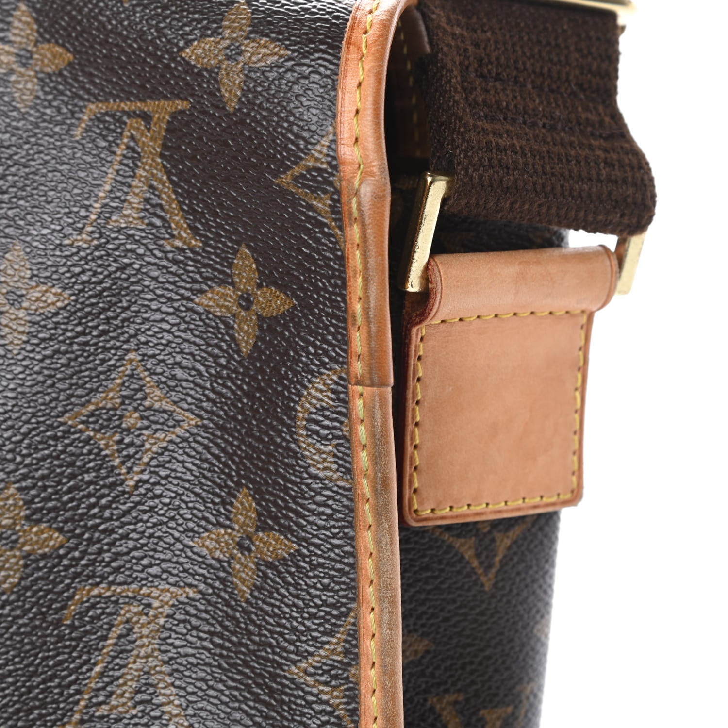 Louis Vuitton Monogram Bosphore PM Messenger 14 of 14