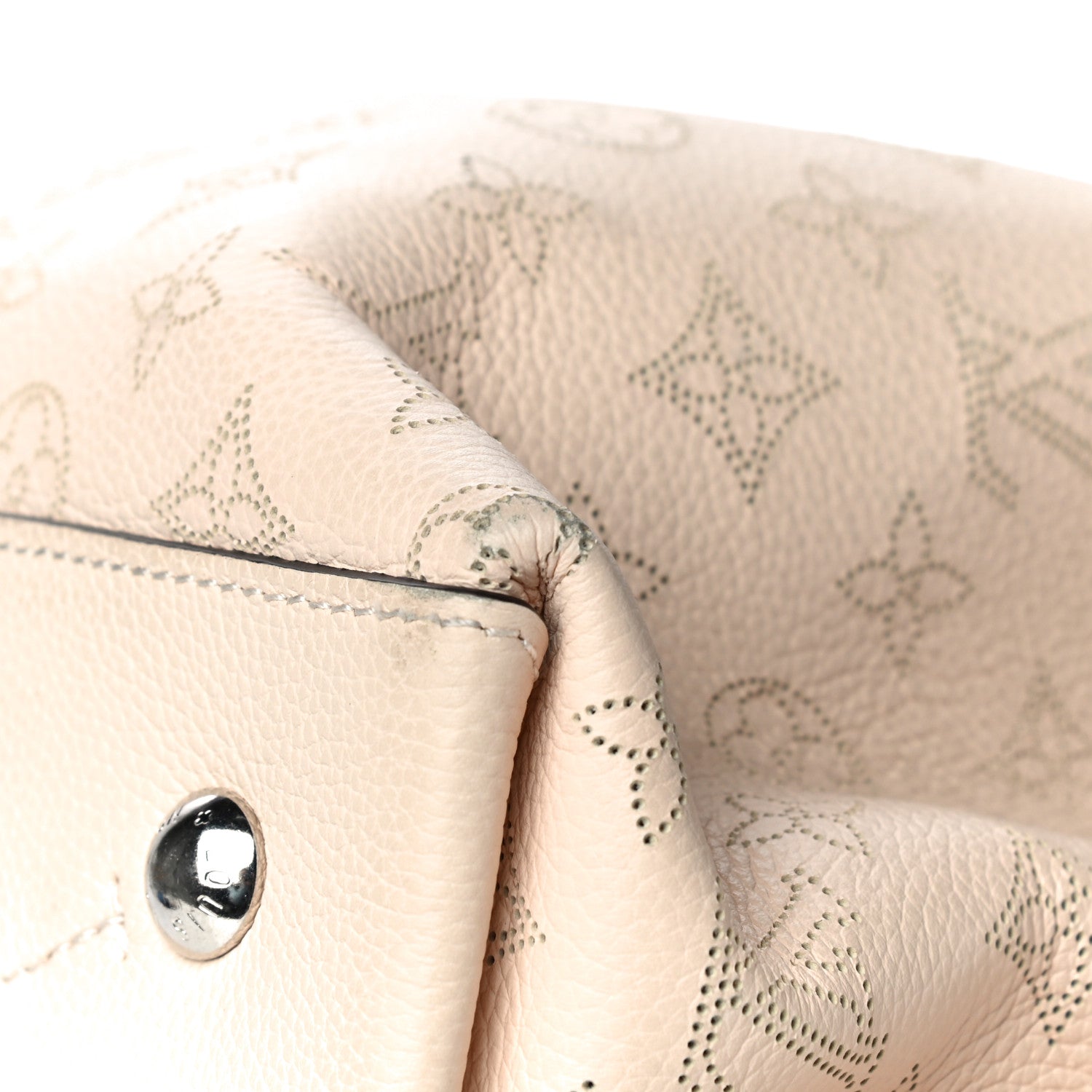 Louis Vuitton Mahina Muria Creme 10 of 16