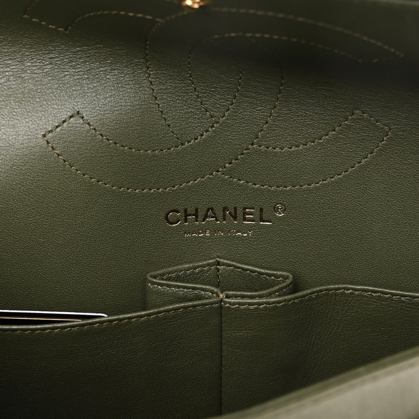 Metallic Calfskin Chevron Quilted 2.55 Reissue 226 Flap Green