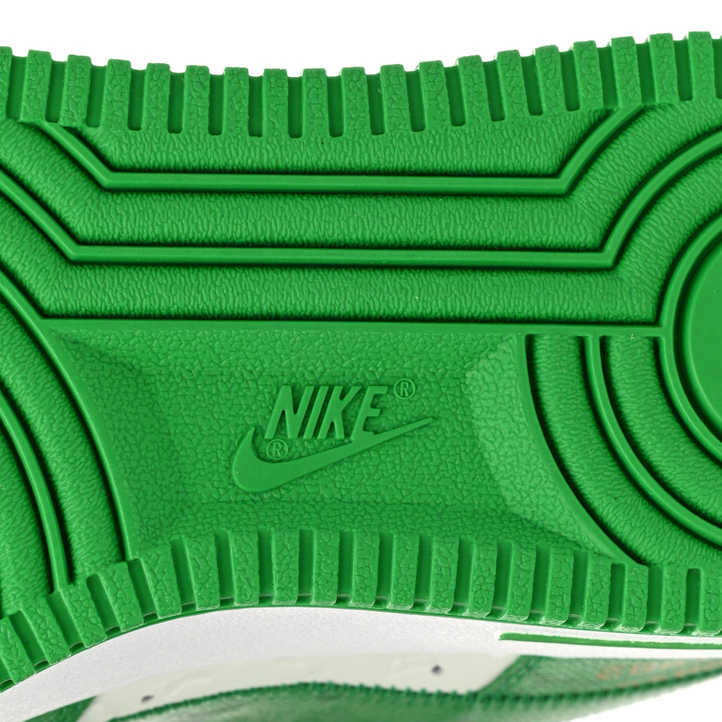 X NIKE AIR FORCE 1 Calfskin Monogram Mens Low Top Sneakers 9 Green