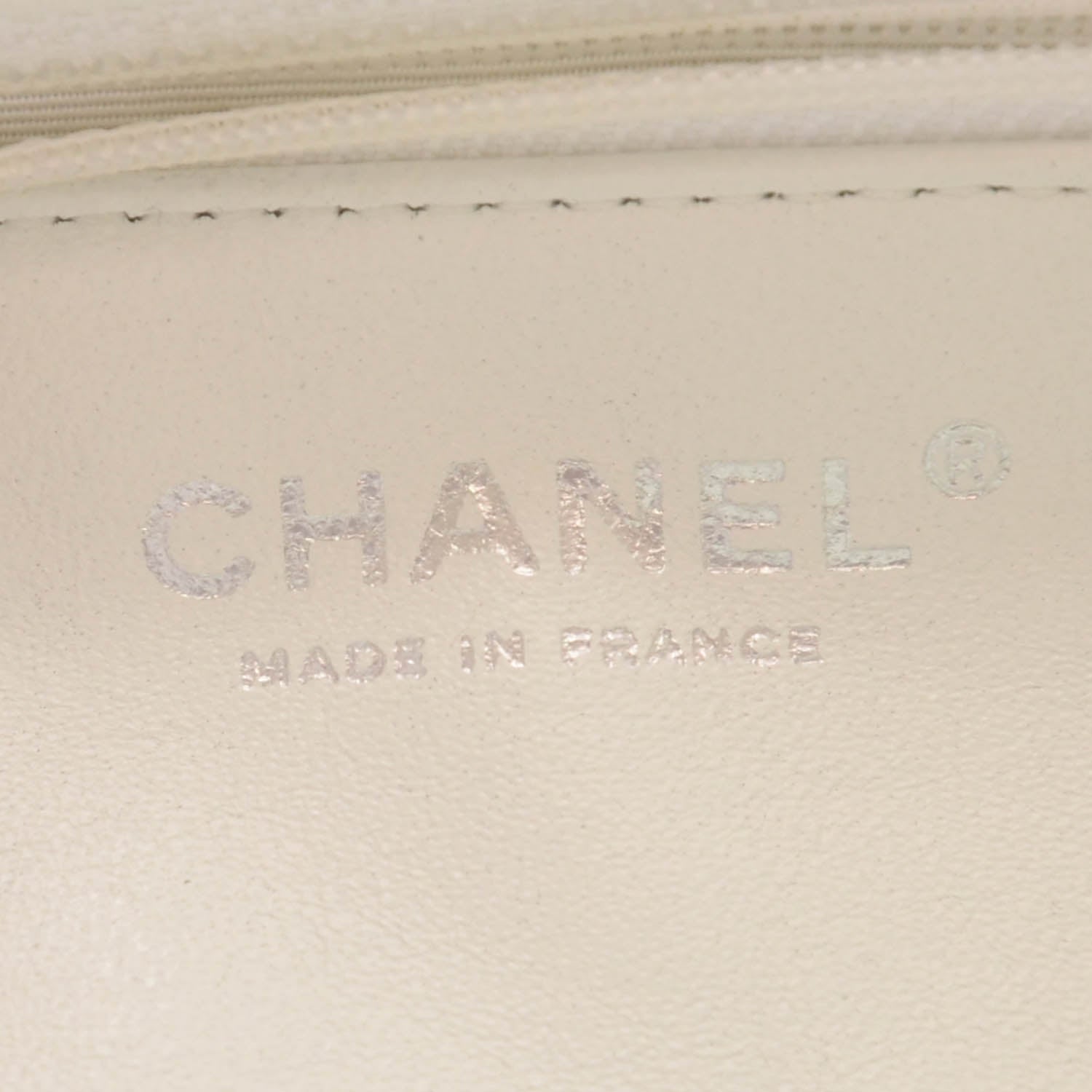 Chanel Caviar Quilted Timeless Clutch White 5 of 7