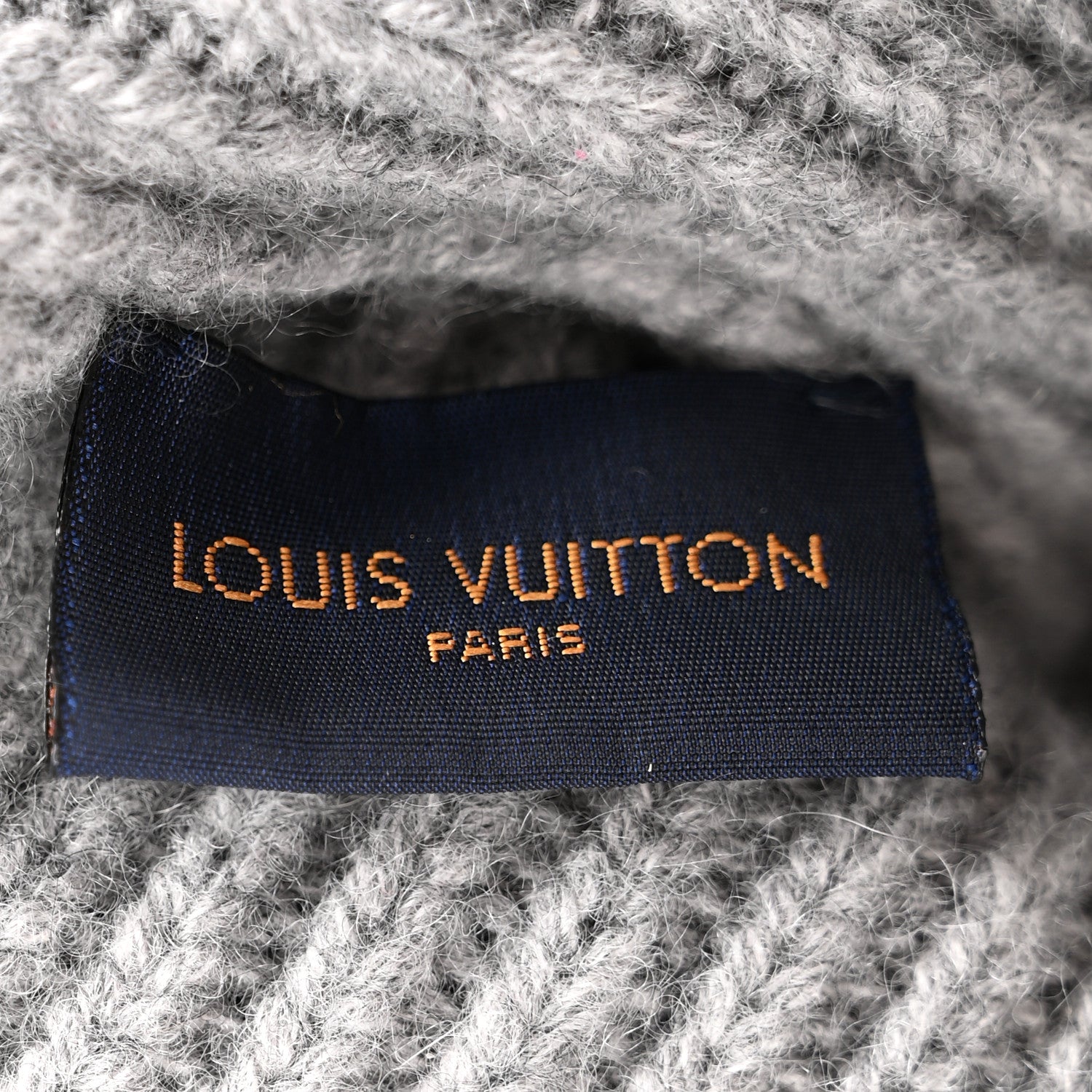 Louis Vuitton Cashmere Mens LV Ahead Beanie Gris 5 of 7