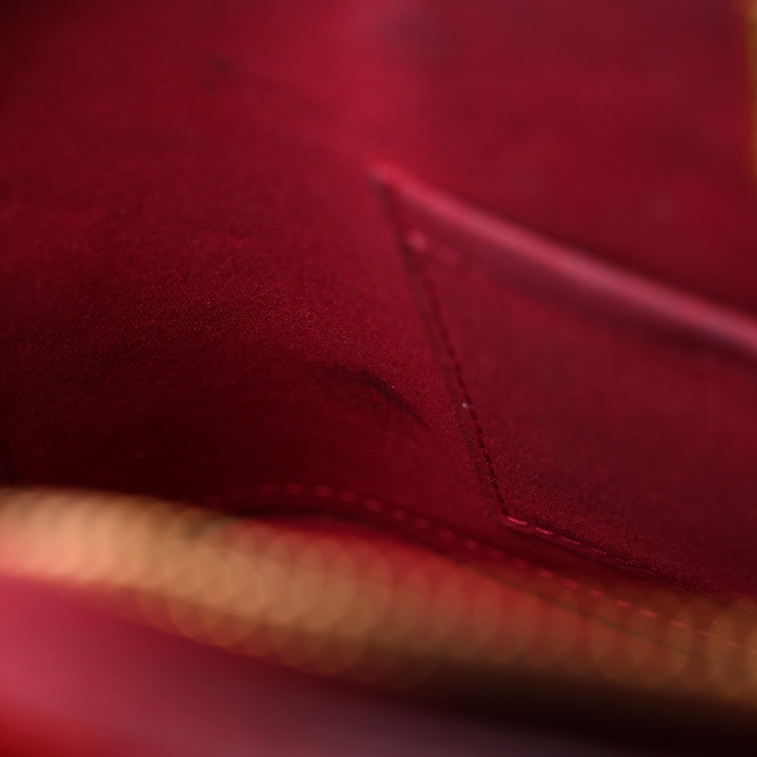 Louis Vuitton Vernis Alma BB Cherry 13 of 21