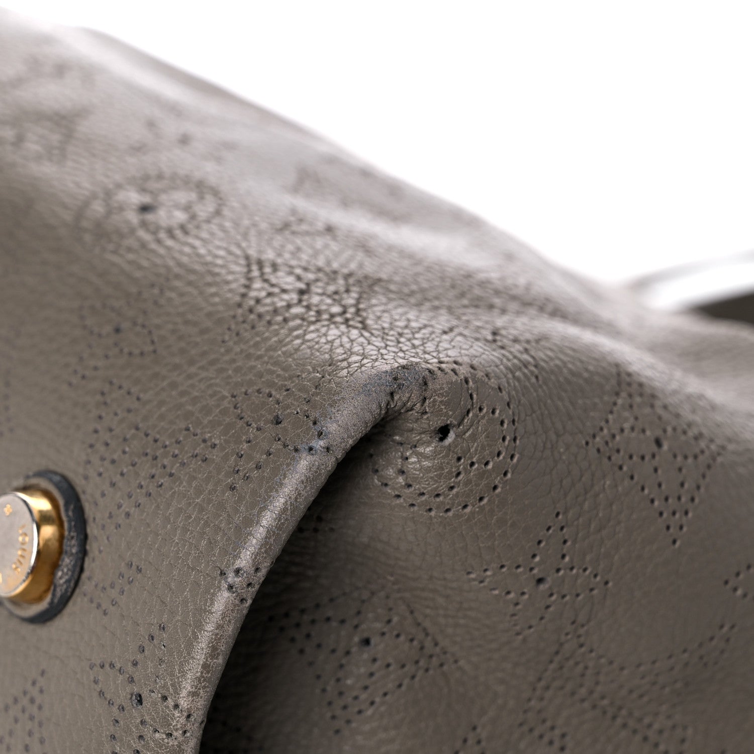 Louis Vuitton Mahina Cirrus PM Taupe 8 of 22