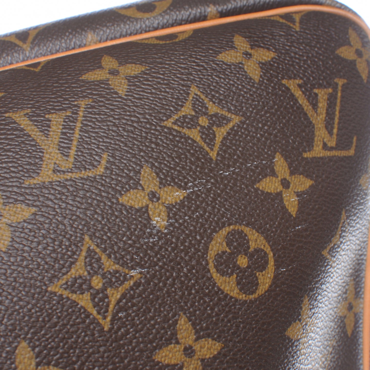 Monogram Sirius 70