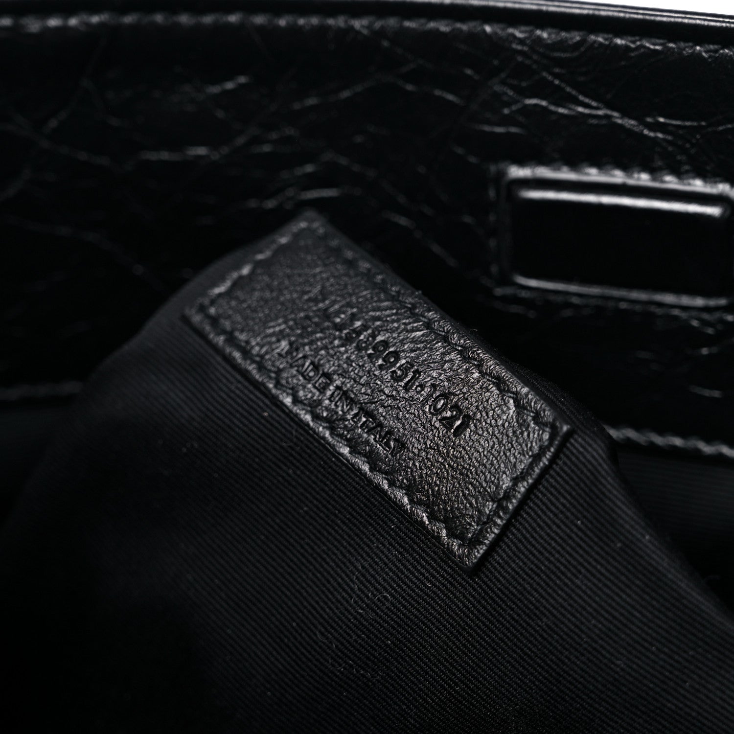 Saint Laurent Crinkled Calfskin Matelasse Monogram Medium Niki Shopper Tote Black 6 of 9